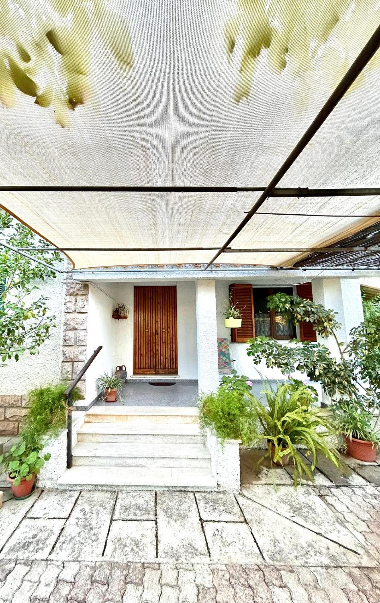 Domo Austinu - Abbasanta Villa Ngoại thất bức ảnh